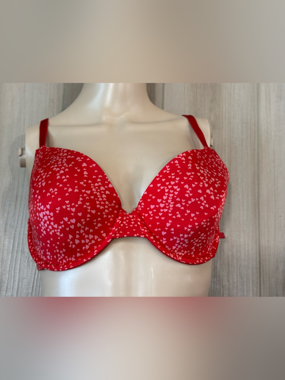 Victoria’s Secret Lined Demi Bra 36D Red Pink Heart Print Underwire